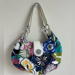 NWOT Brighton Bohemian Floral Fabric Purse - Spring vibes!